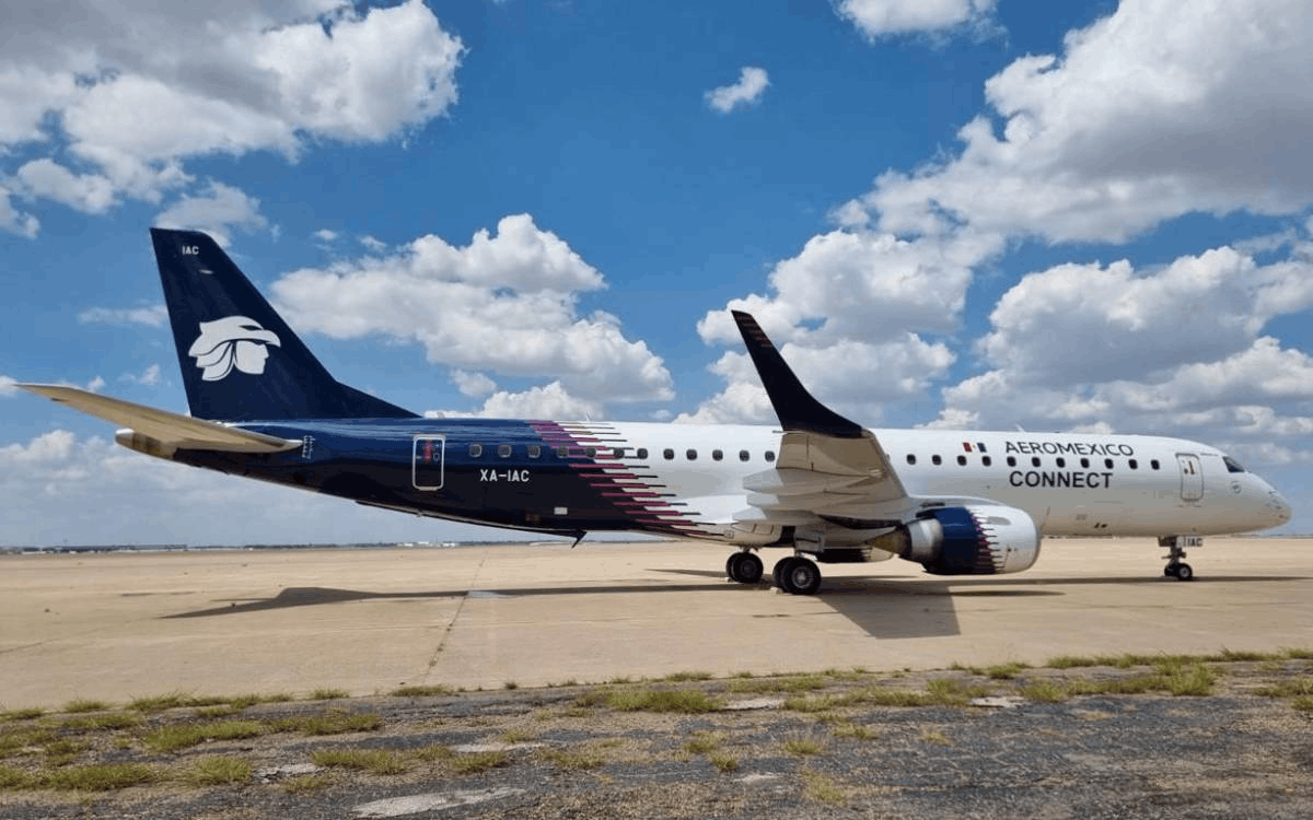 Modern Aeromexico Connect E190